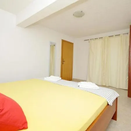 Moonlight - One Bedroom With Large Terrace Classic Trogir
