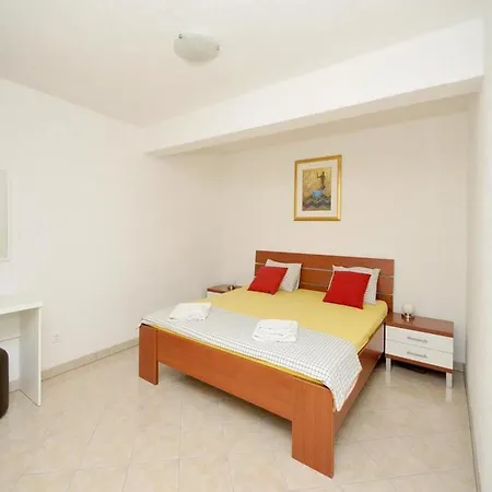 Moonlight - One Bedroom With Large Terrace Classic Apartamento