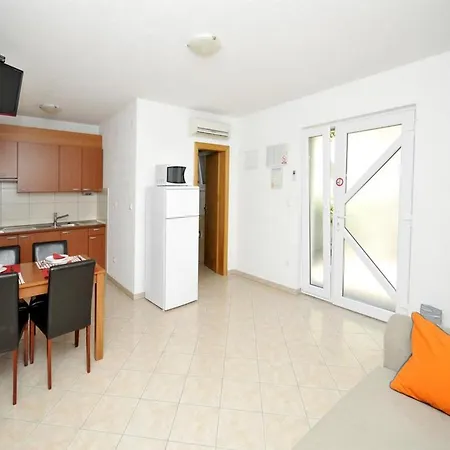Moonlight - One Bedroom With Large Terrace Classic *
